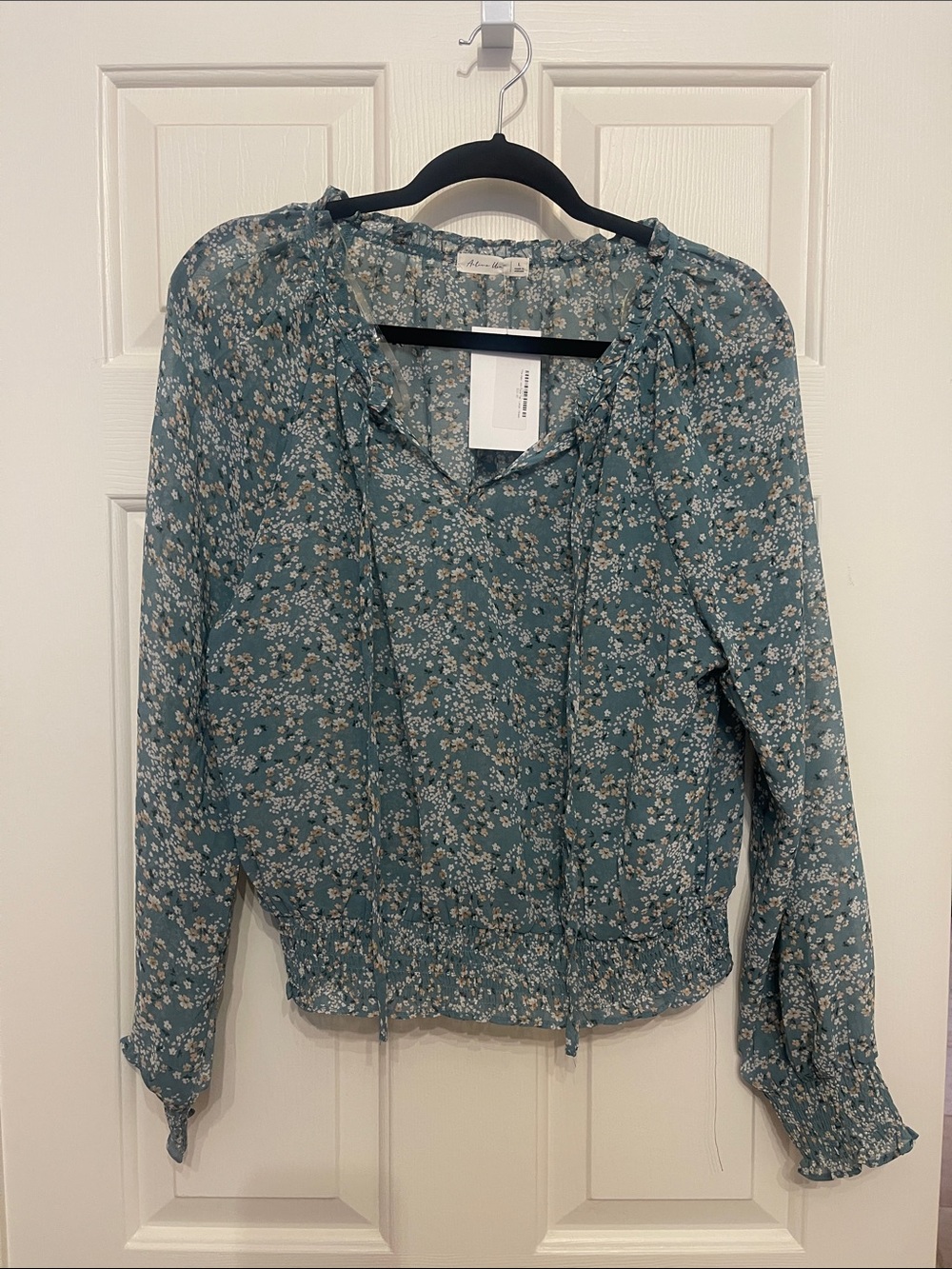 Light Teal Floral Peasant Blouse S:L NWT